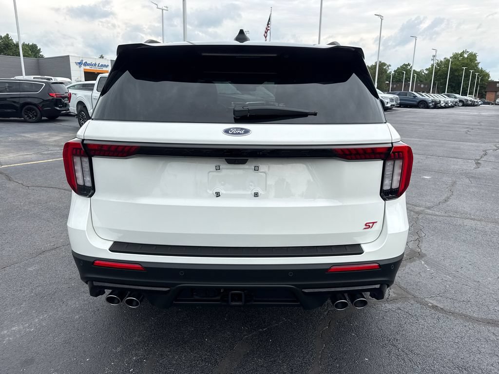 Used 2025 Ford Explorer ST w/ Sun And Sound Package AWD/4WD image 8