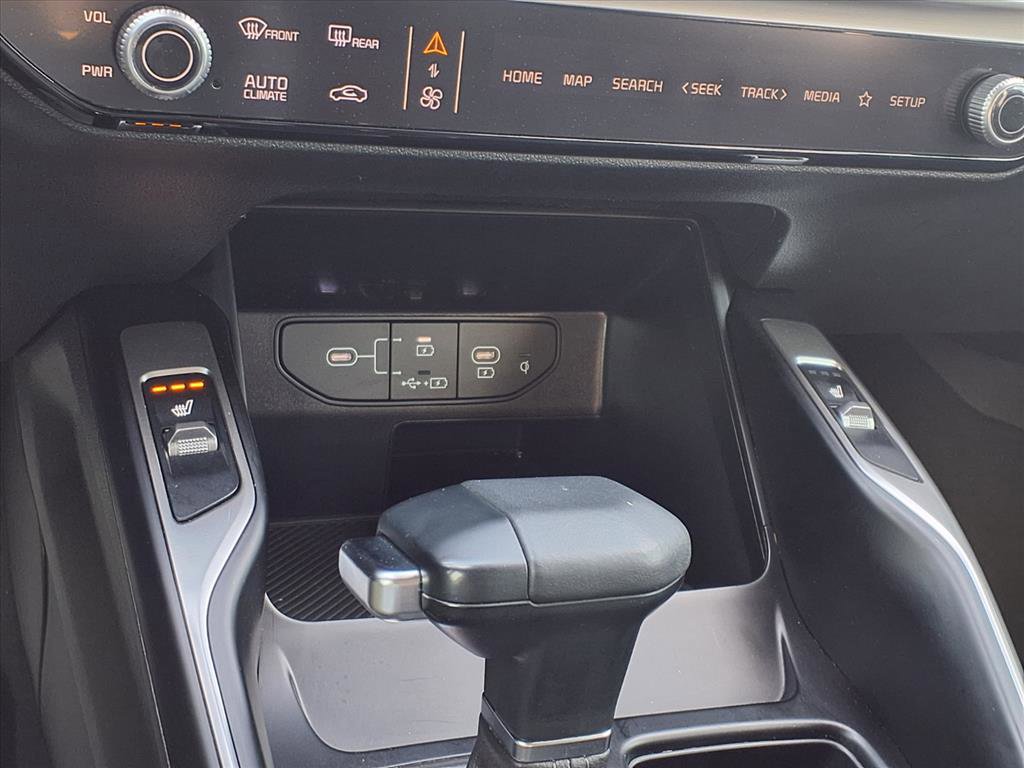 Used 2024 Kia Sorento EX image 10