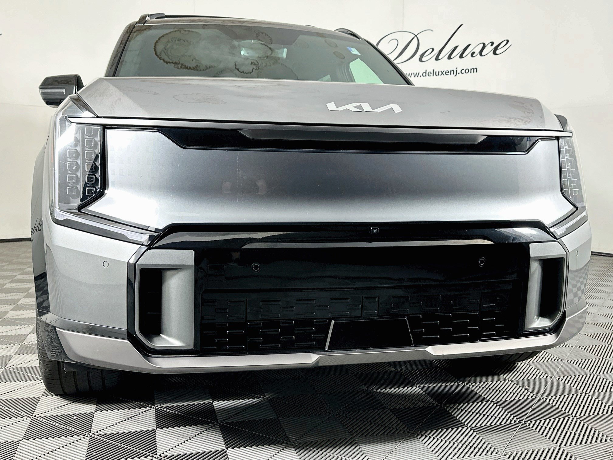Used 2024 Kia EV9 GT-Line AWD/4WD image 32