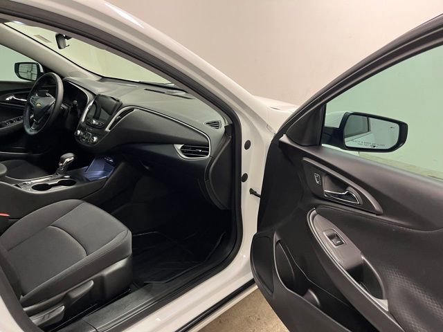 Used 2024 Chevrolet Malibu RS image 22