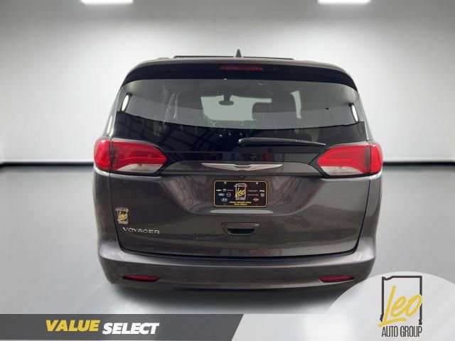 Used 2021 Chrysler Voyager Lxi image 6