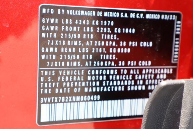 Certified 2022 Volkswagen Taos SE w/ Panoramic Sunroof Package FWD image 29