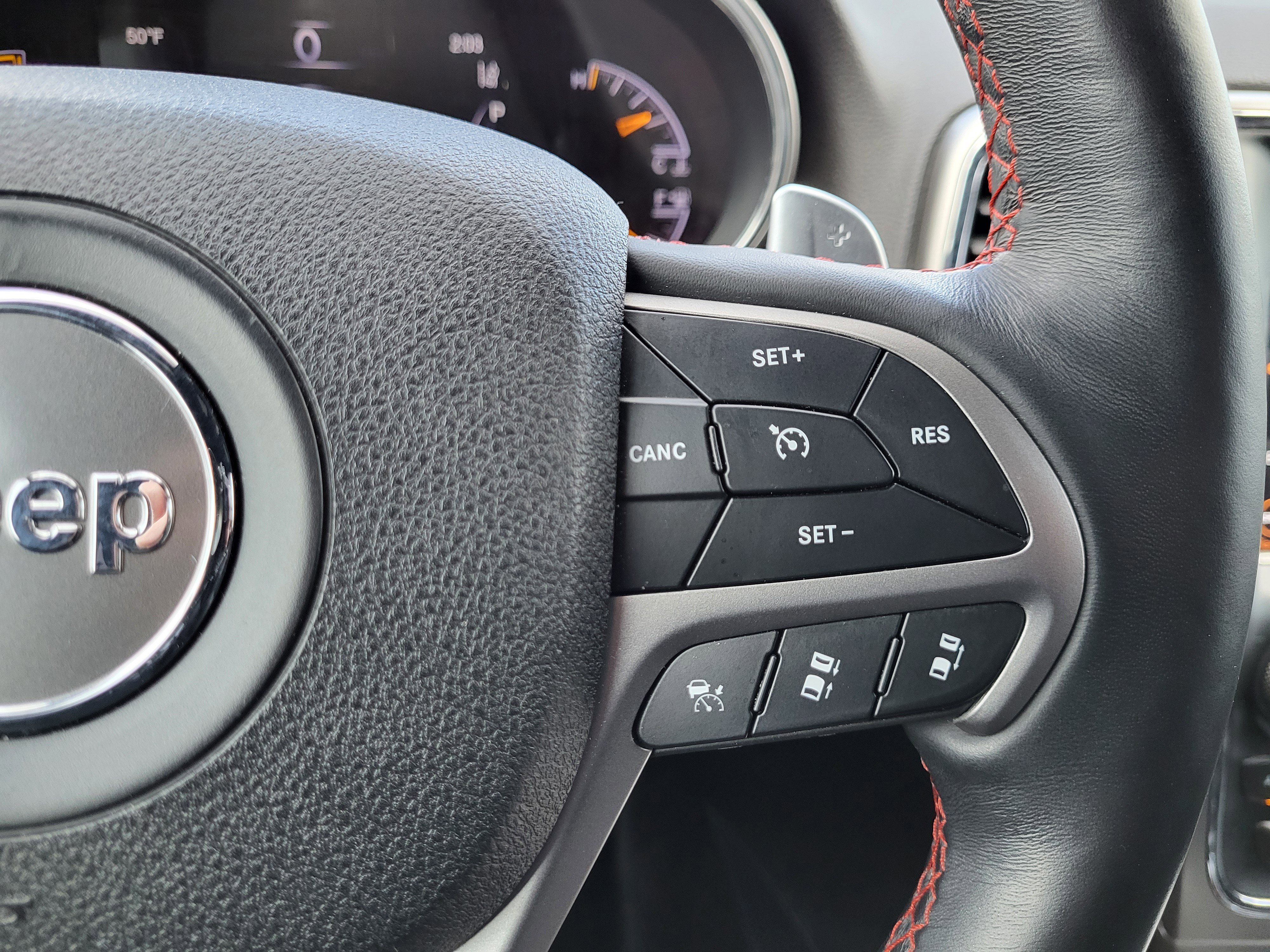 Used 2018 Jeep Grand Cherokee Trailhawk image 22