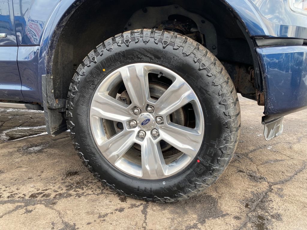 Used 2015 Ford F150 Platinum w/ Technology Package image 34