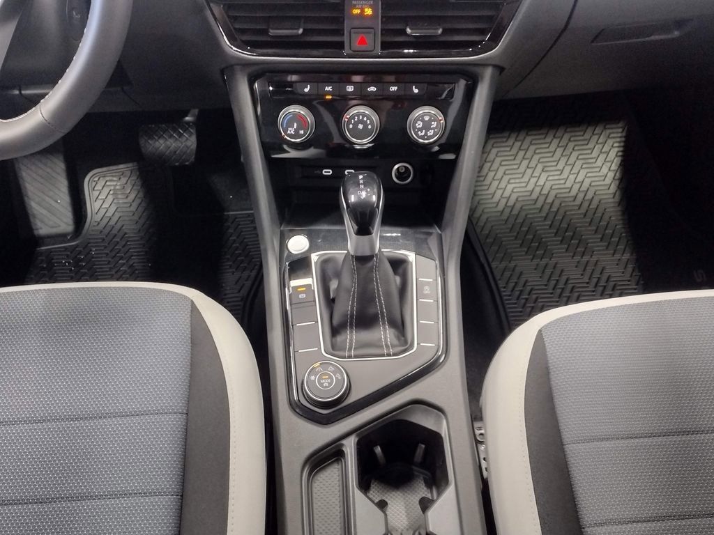 New 2026 Volkswagen Taos S AWD/4WD image 36