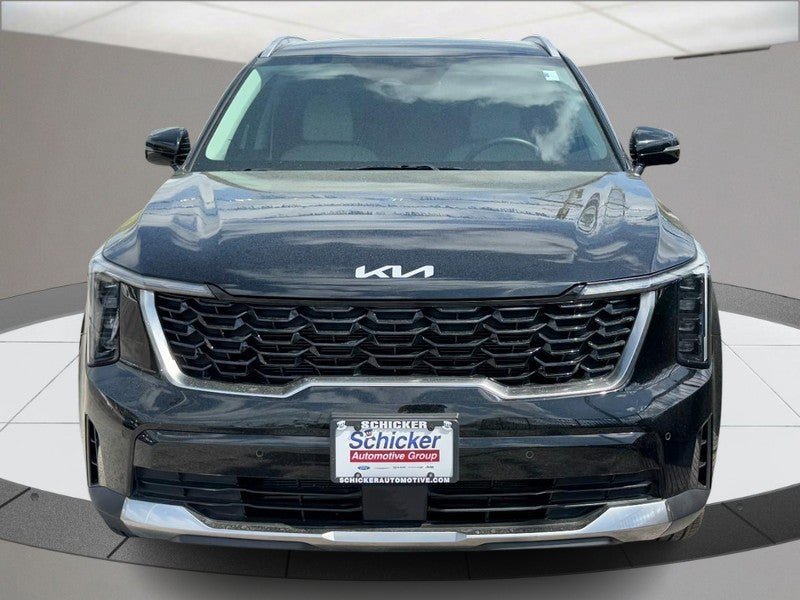 Used 2025 Kia Sorento S AWD/4WD image 9