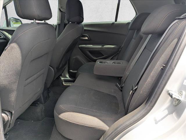 Used 2021 Chevrolet Trax LS FWD image 14