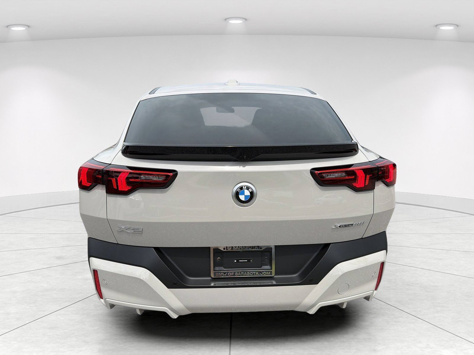 New 2026 BMW X2 xDrive28i w/ Technology Package AWD/4WD image 5