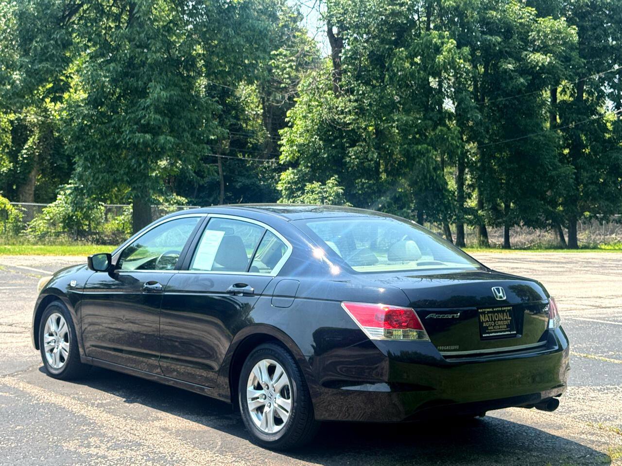 Used 2010 Honda Accord LX-P image 3