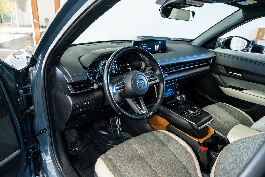 Used 2022 MAZDA MX-30 Electric w/ Premium Package image 34