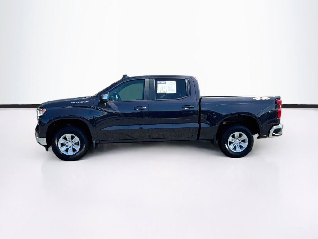 Used 2023 Chevrolet Silverado 1500 LT AWD/4WD image 4