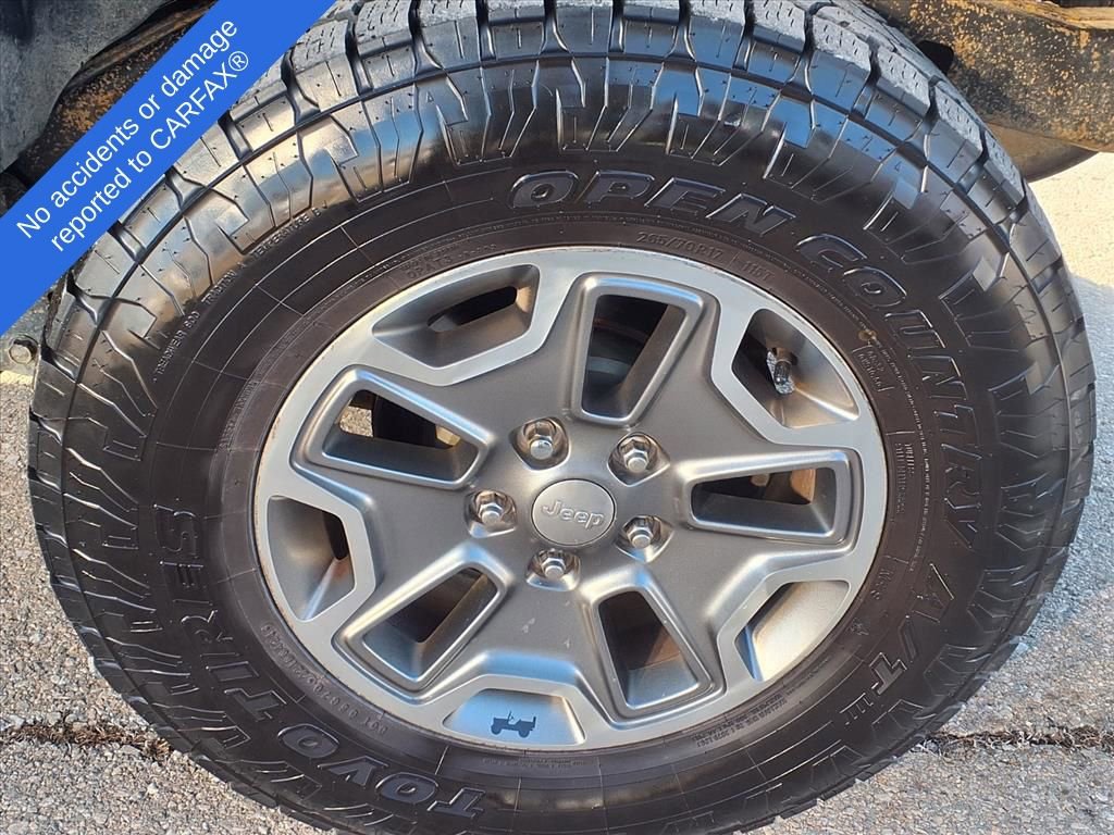 Used 2013 Jeep Wrangler Unlimited Rubicon w/ Dual Top Group image 10