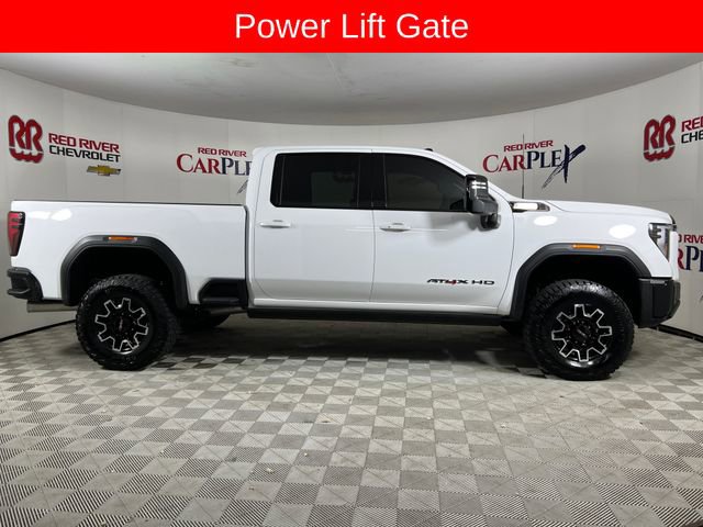 Used 2025 GMC Sierra 2500 AT4X AWD/4WD image 10