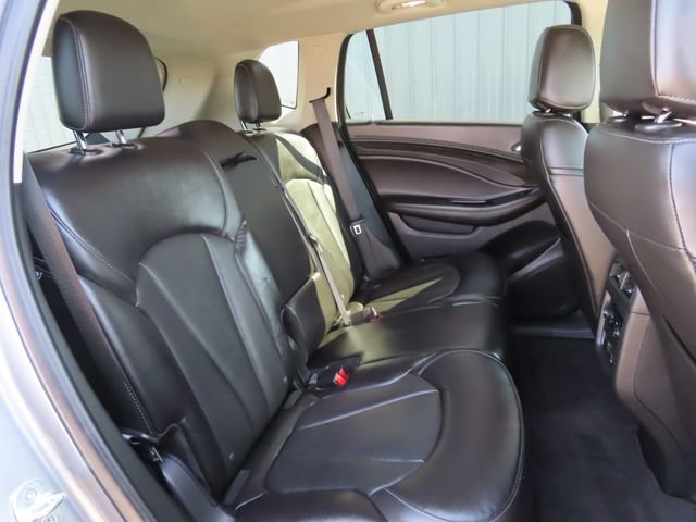 Used 2020 Buick Envision Essence AWD/4WD image 29