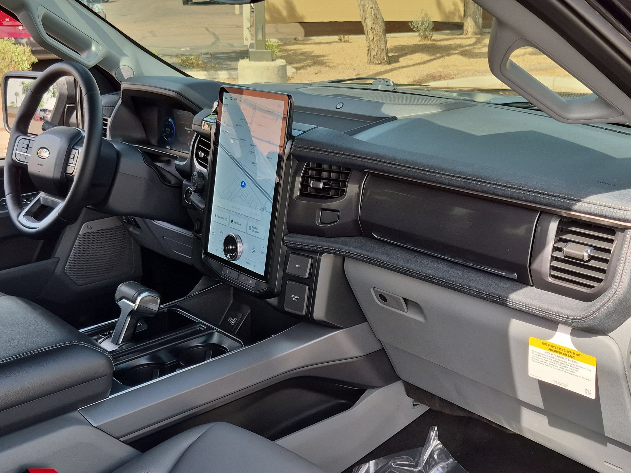 Certified 2025 Ford F150 Lightning Flash AWD/4WD image 26
