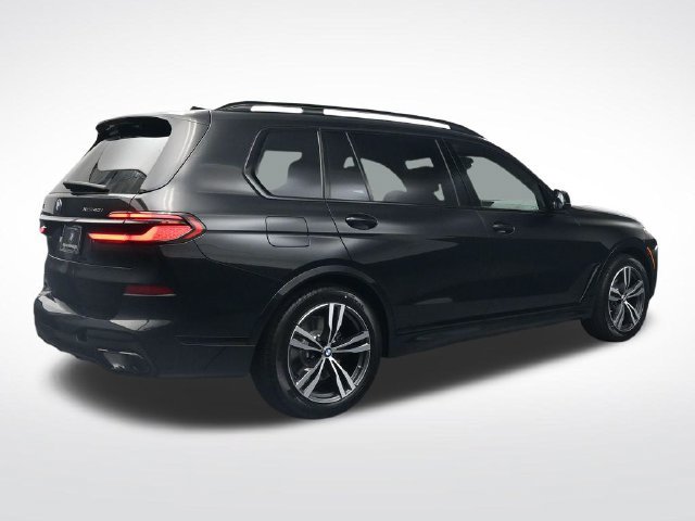 New 2027 BMW X7 xDrive40i w/ M Sport Package AWD/4WD image 4