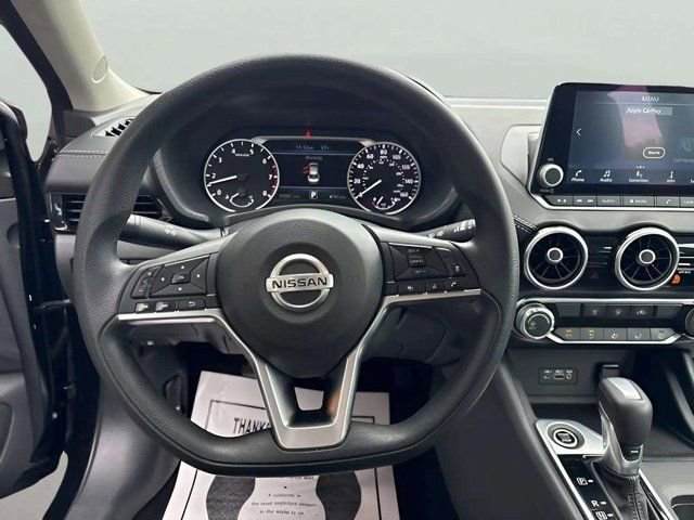 Used 2023 Nissan Sentra SV image 9