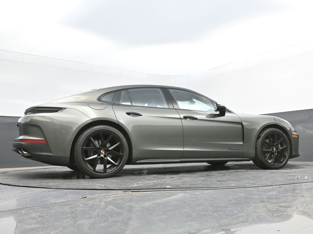 New 2025 Porsche Panamera image 37