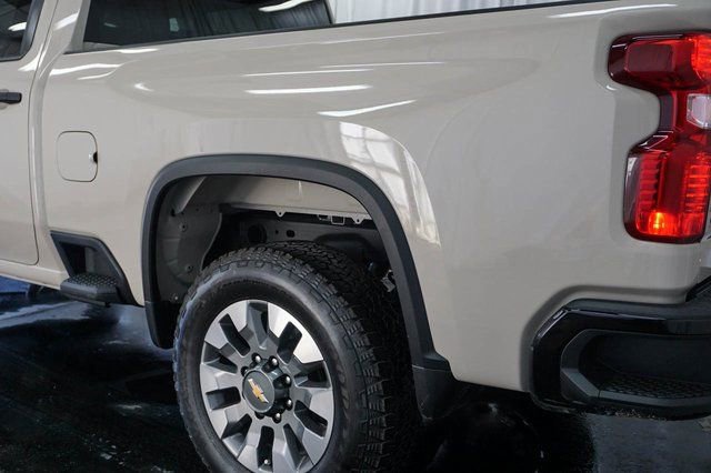 New 2026 Chevrolet Silverado 2500 Custom w/ Custom Value Package AWD/4WD image 9