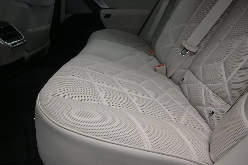 Certified 2024 BMW 740i w/ Executive Package RWD image 16
