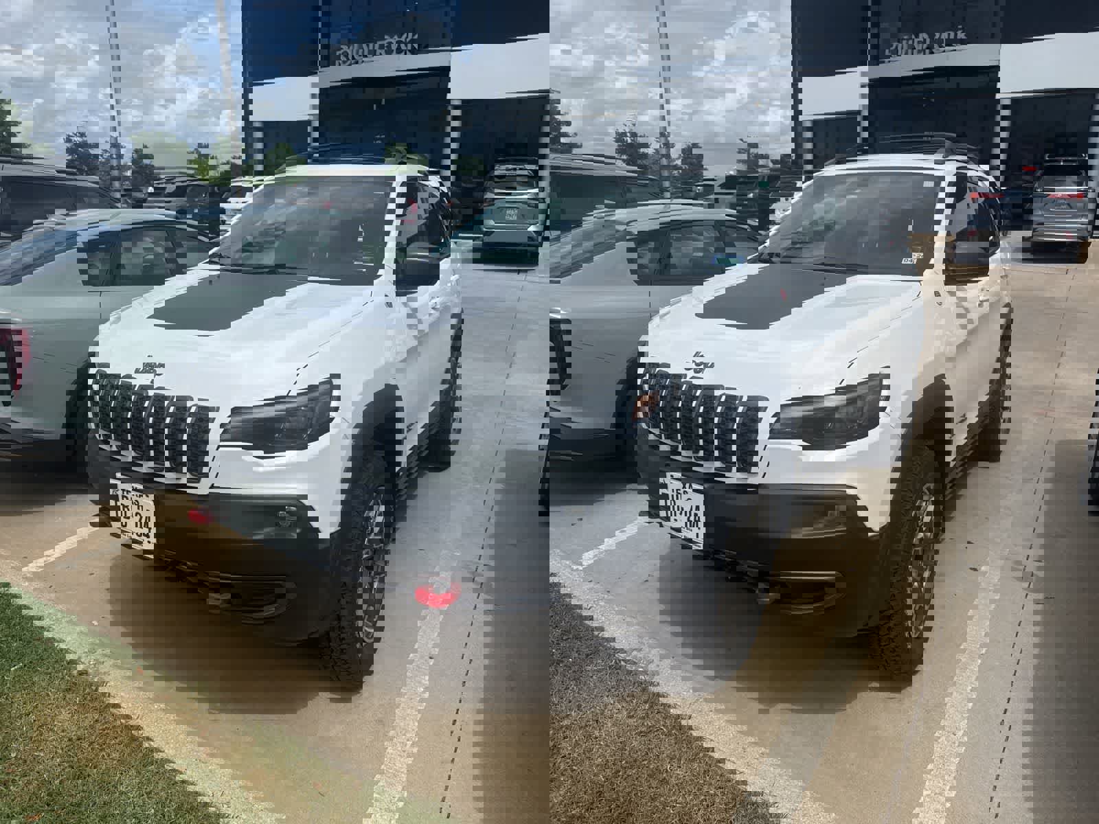 Used 2020 Jeep Cherokee Trailhawk w/ Comfort/Convenience Group