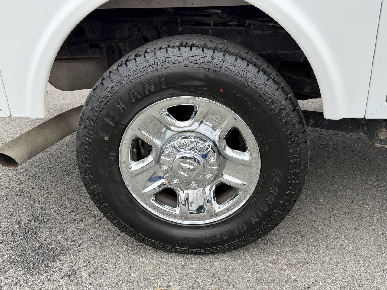 Used 2022 RAM 2500 Tradesman w/ Chrome Appearance Group image 62