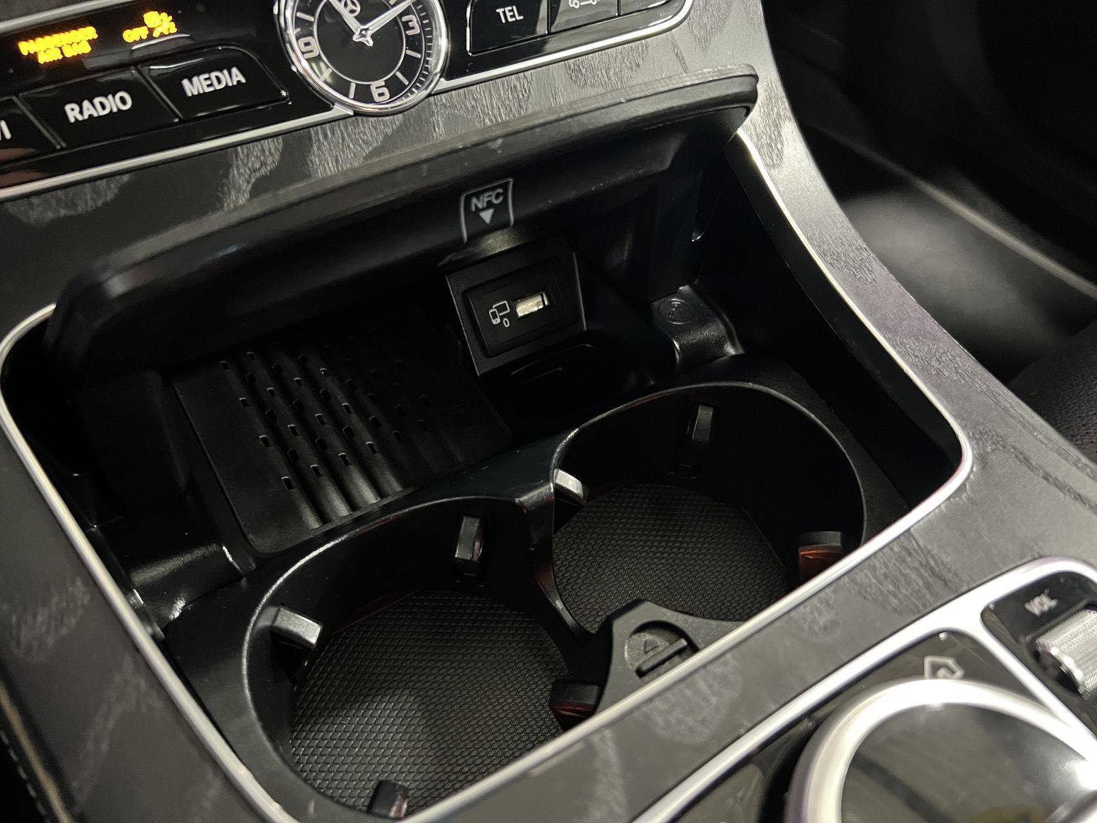 Used 2020 Mercedes-Benz E 350 4MATIC Sedan image 28