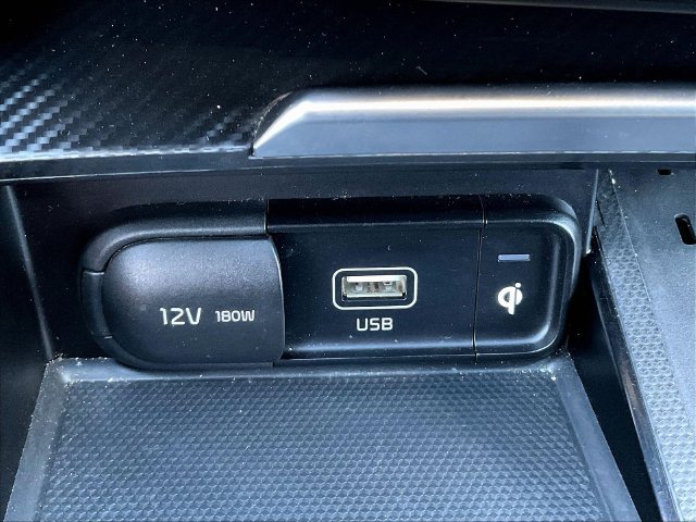 Used 2022 Kia Stinger GT2 w/ Scorpion Package RWD image 17