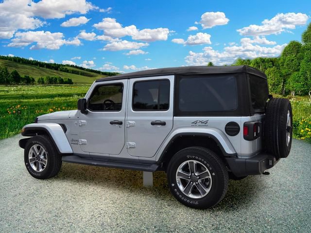Used 2022 Jeep Wrangler Unlimited Sahara AWD/4WD image 4