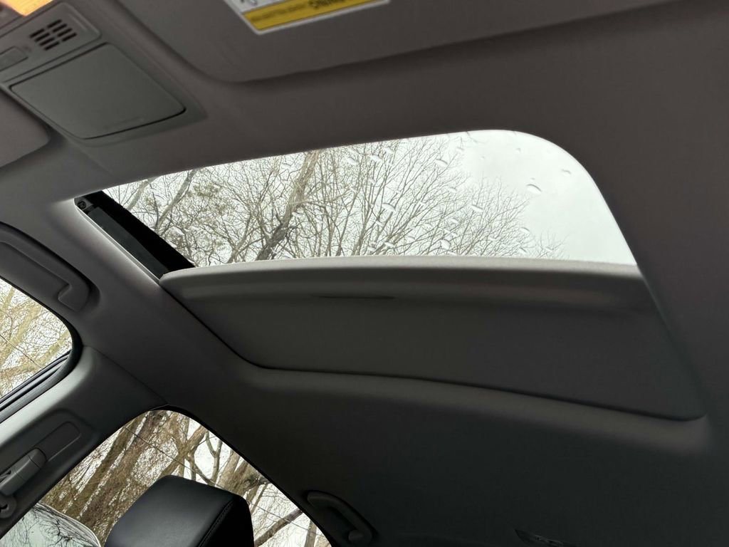 Used 2022 Honda CR-V EX-L image 19