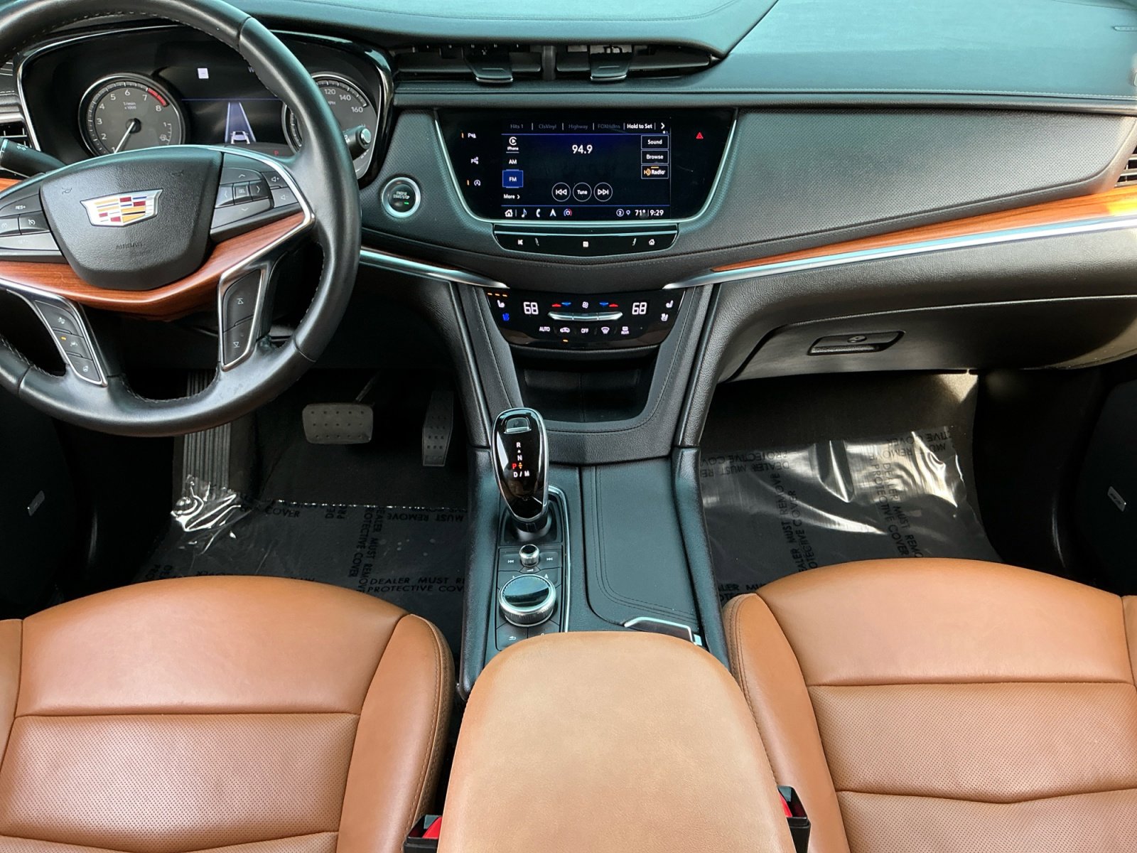 Used 2021 Cadillac XT5 Premium Luxury FWD image 11