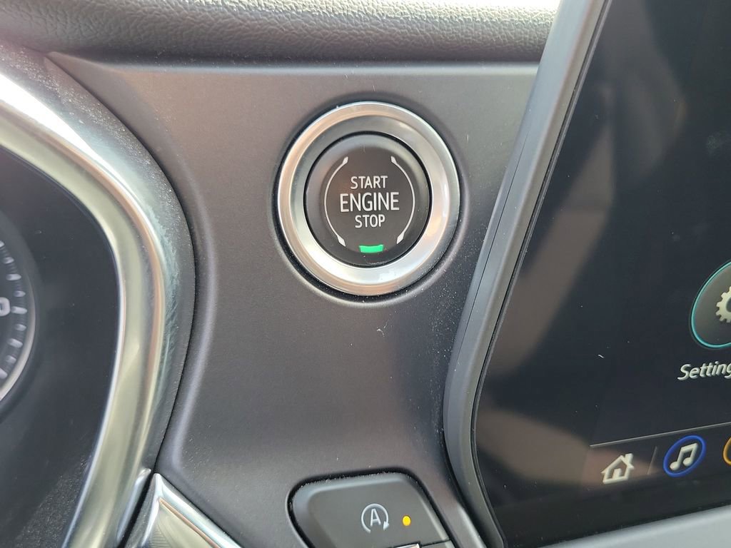 Used 2023 Chevrolet Blazer LT FWD image 16