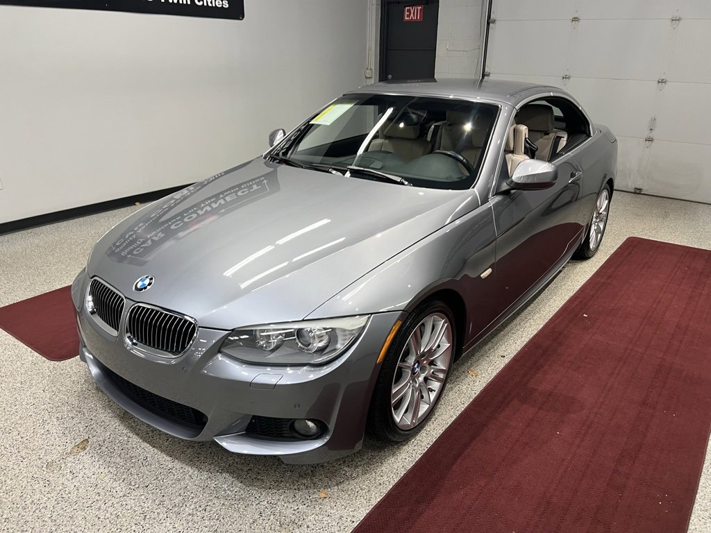 Used 2013 BMW 335i Convertible image 87