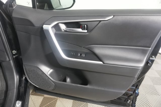 Used 2024 Toyota RAV4 AWD Hybrid image 32