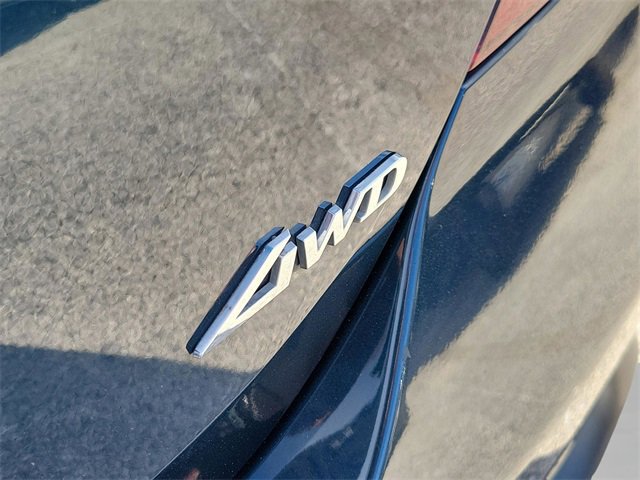 Used 2024 Genesis G70 2.5T image 7