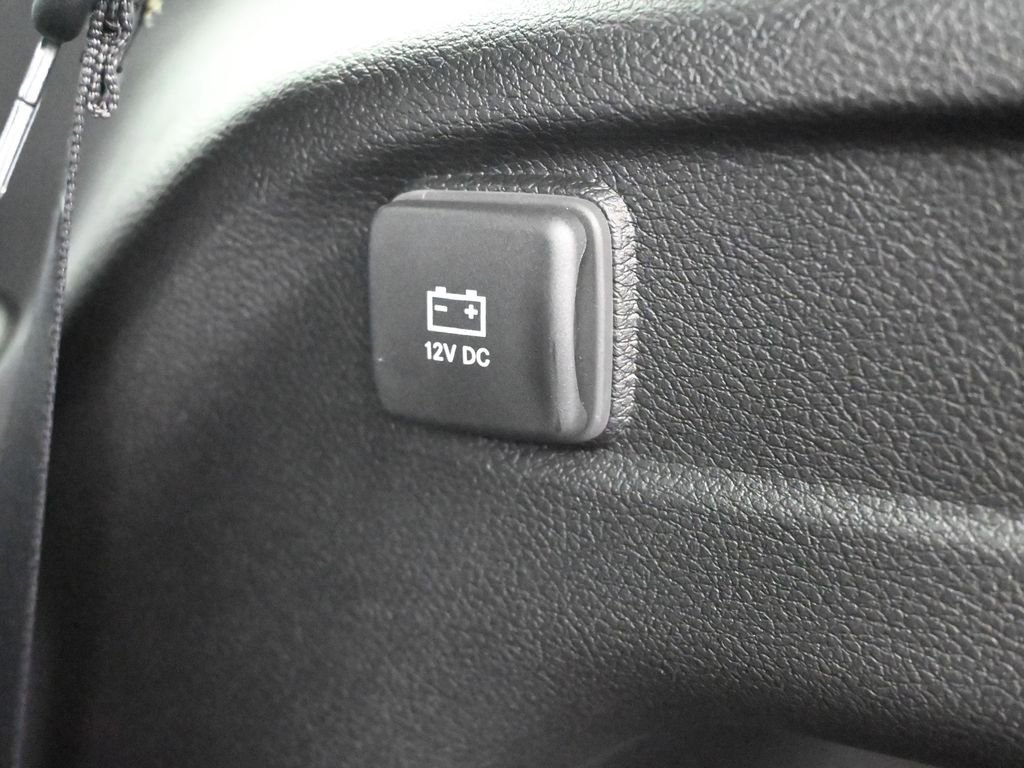 New 2025 Jeep Grand Cherokee L Altitude RWD image 14