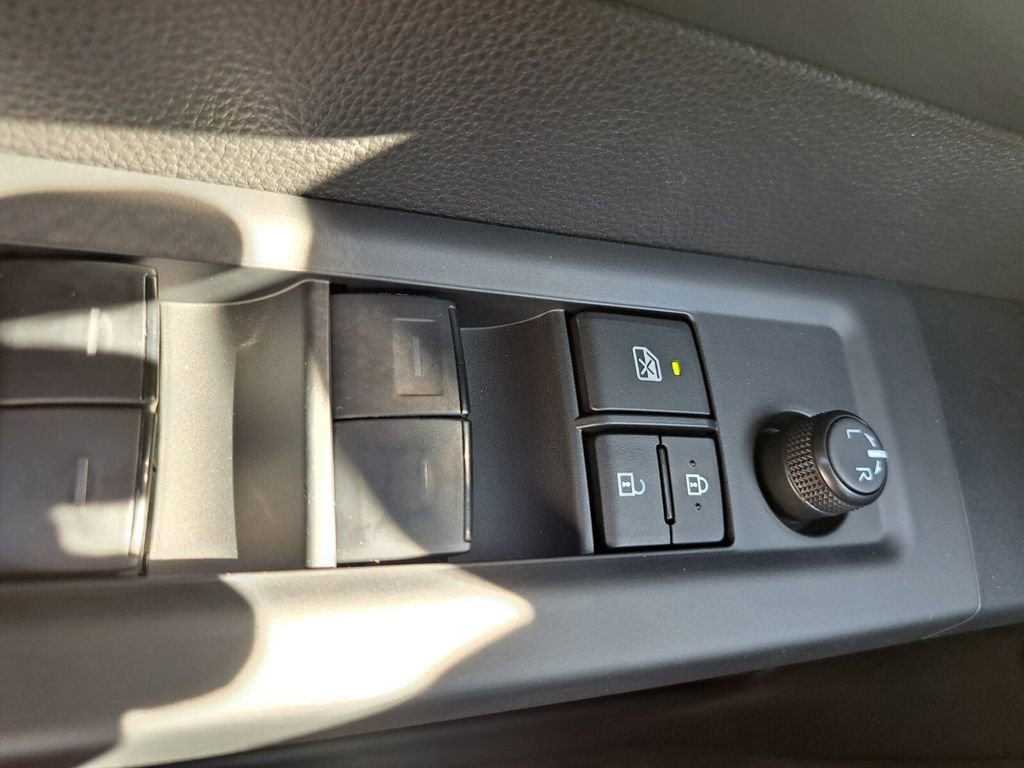 New 2026 Toyota Tundra SR5 image 16