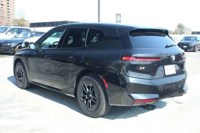 New 2026 BMW iX xDrive60 image 5