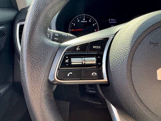 Certified 2023 Kia Seltos LX image 9