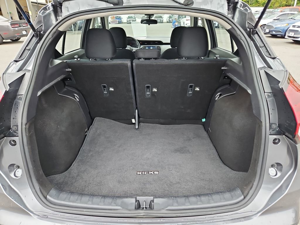 Used 2024 Nissan Kicks SV image 29