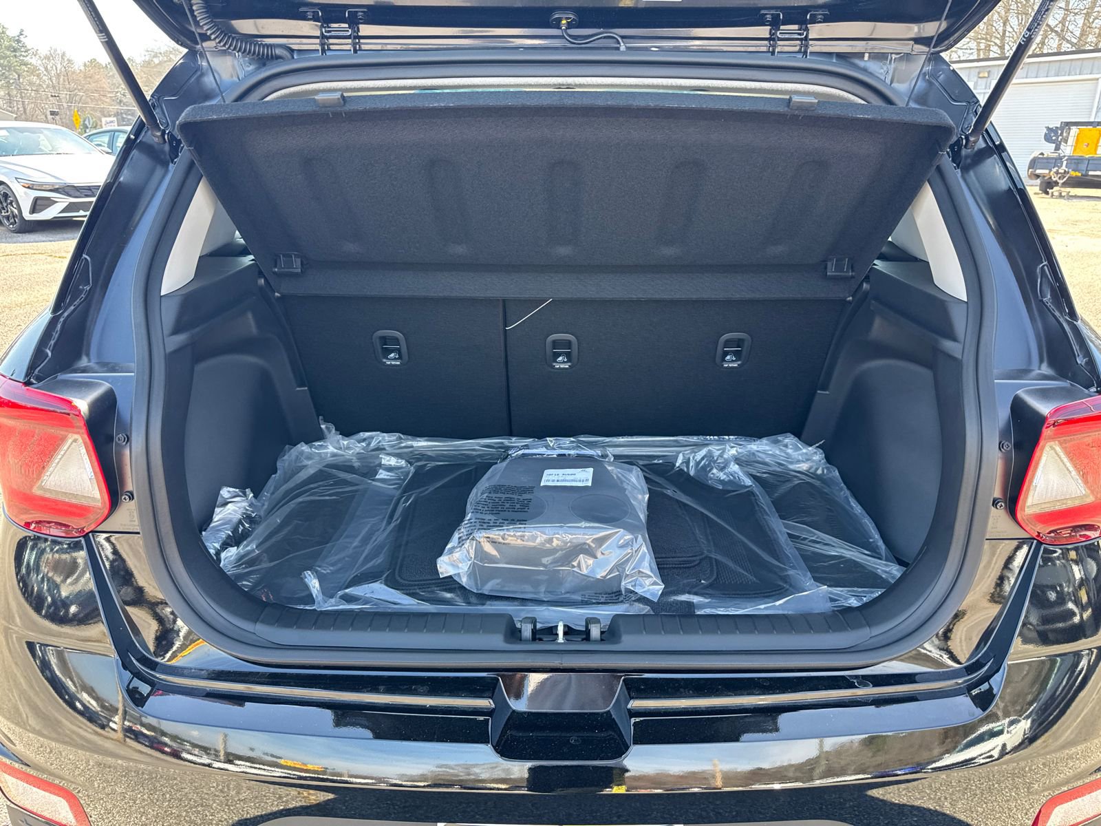 New 2026 Hyundai Venue SEL FWD image 19
