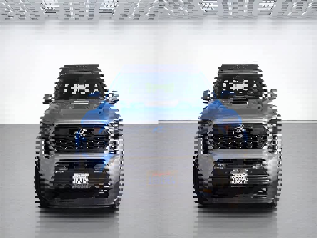 Used 2024 Toyota Tacoma TRD Sport image 2