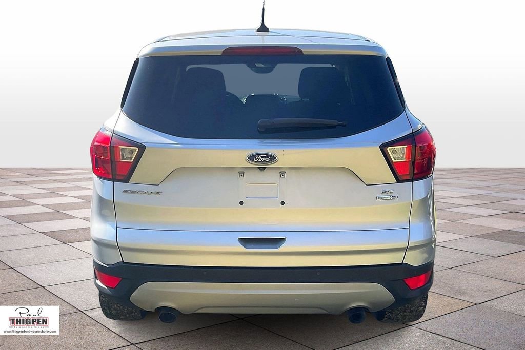 Used 2019 Ford Escape SE image 4