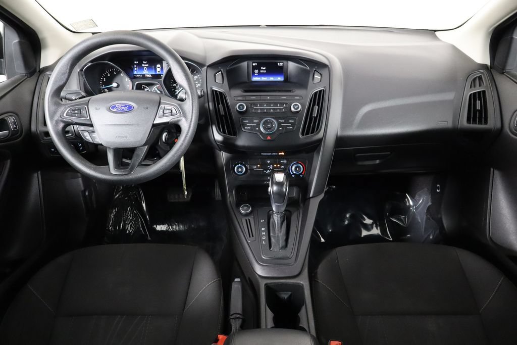 Used 2015 Ford Focus SE FWD image 13