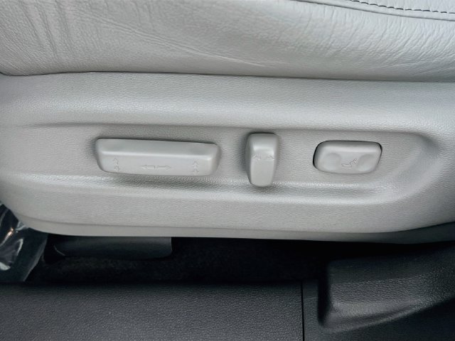 Used 2025 Honda Passport EX-L image 13