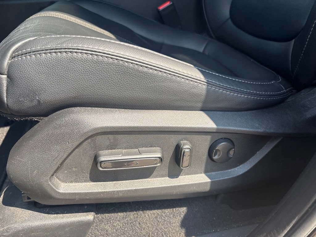 Certified 2023 Honda Pilot Touring image 14