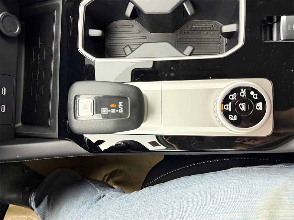 New 2025 Mitsubishi Outlander ES image 21