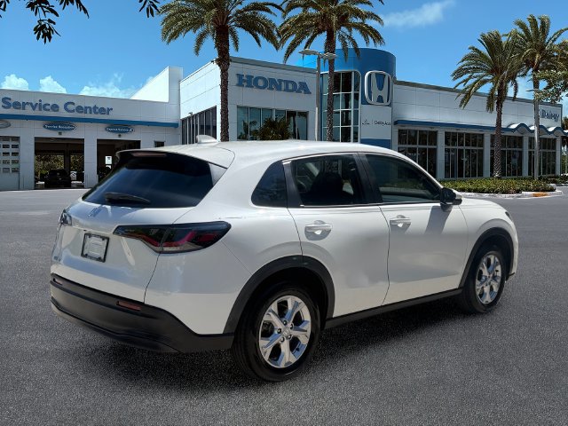 Used 2024 Honda HR-V LX image 8