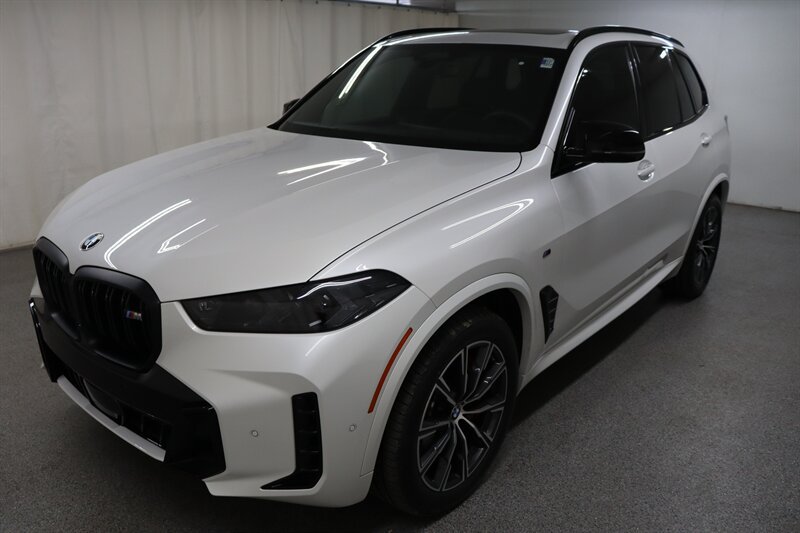 Used 2026 BMW X5 M60i AWD/4WD image 3