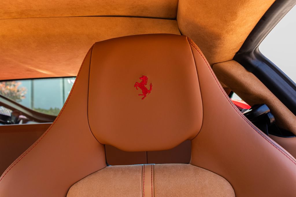 Used 2013 Ferrari 458 Italia Coupe RWD image 45